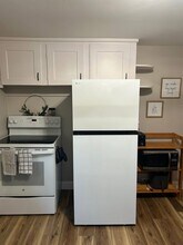 8 Pine Rd in Falmouth, ME - Building Photo - Building Photo