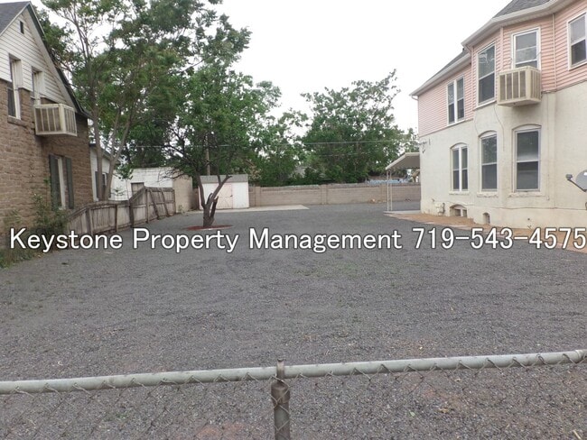 1427 Spruce St in Pueblo, CO - Building Photo - Building Photo