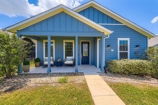 8711 Bestride Bend in Austin, TX - Building Photo
