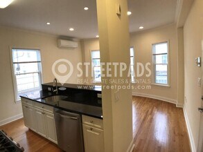 1 Langdon Square in Cambridge, MA - Building Photo - Building Photo
