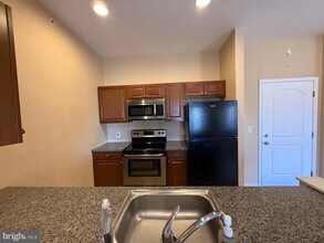 2 S 3rd St in Oxford, PA - Building Photo - Building Photo