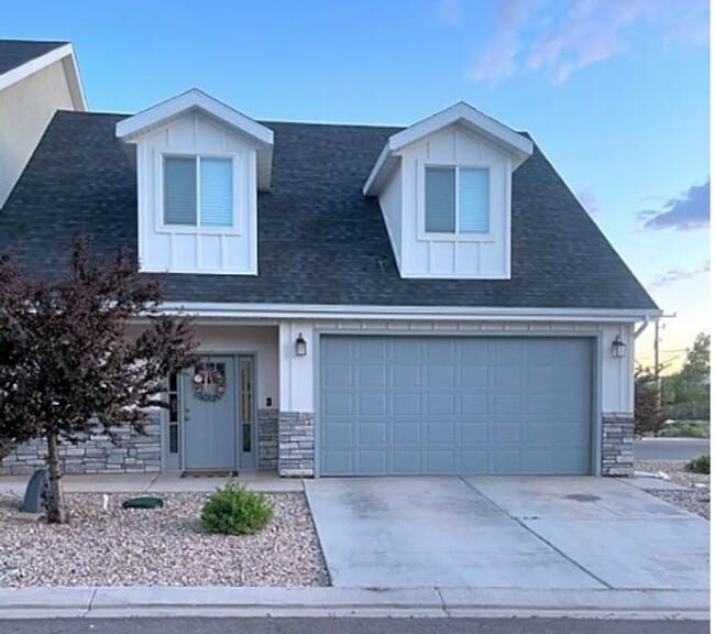 property at 1579 W Pyrite Ln