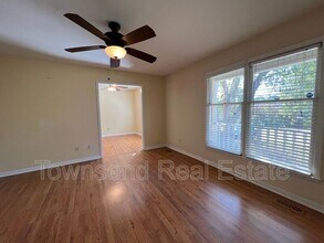 6204 Lakehaven Dr in Fayetteville, NC - Foto de edificio - Building Photo