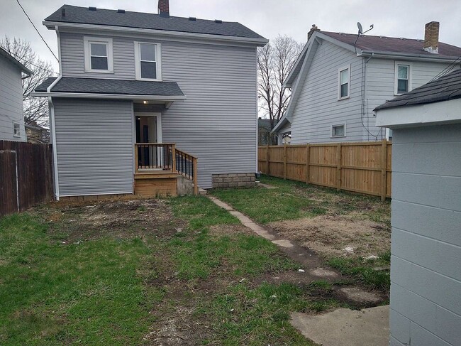 587 S Ogden Ave in Columbus, OH - Building Photo - Building Photo