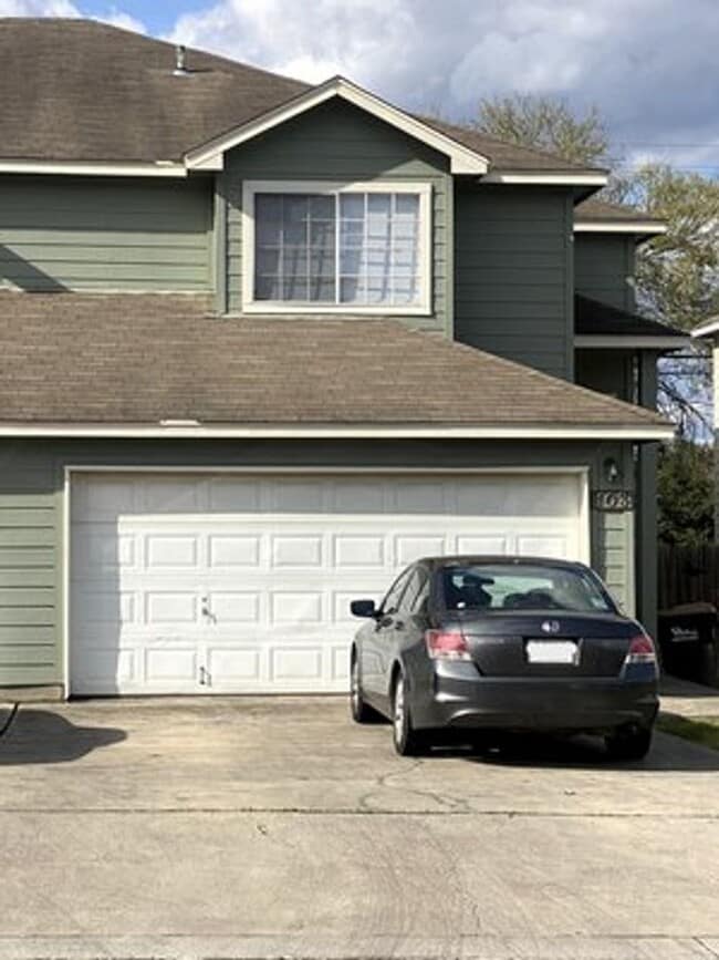 103 Cedargrove in San Marcos, TX - Building Photo - Building Photo