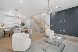 7 Lienau Pl-Unit -2 in Jersey City, NJ - Building Photo - Building Photo