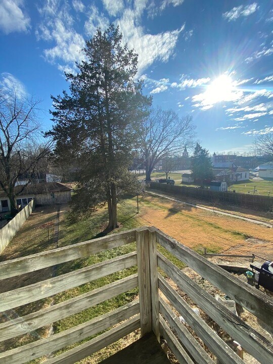 58 E Washington St in Elizabethtown, PA - Building Photo