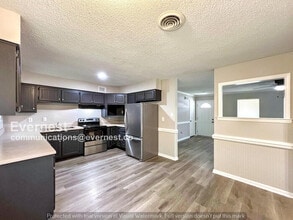 6320 Forest Glen Dr in Horn Lake, MS - Building Photo - Building Photo