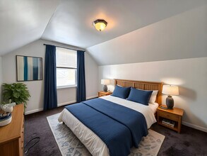 211 Spencer St in Naugatuck, CT - Building Photo - Building Photo