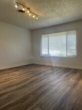 1094 Tara Ct in Yuba City, CA - Building Photo - Building Photo