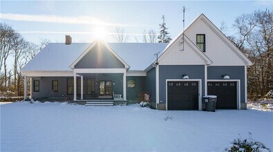 1241 Saugatucket Rd in South Kingstown, RI - Building Photo - Building Photo