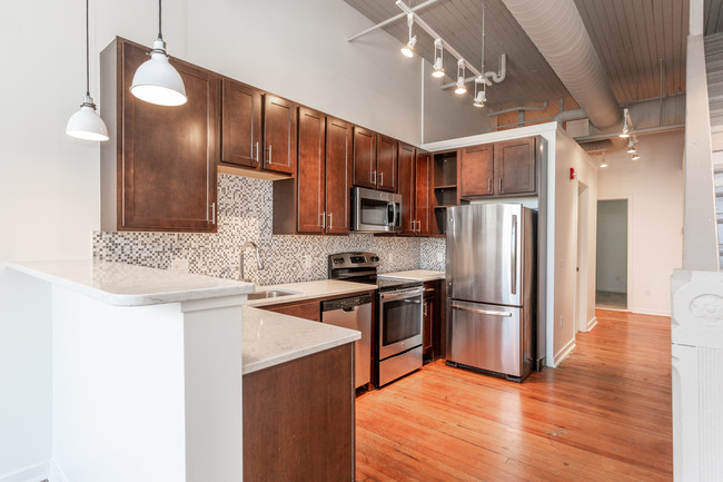 Fairbanks Apartments in Omaha, NE - Foto de edificio - Interior Photo