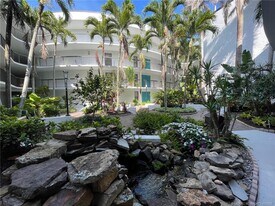 1357 NE Ocean Blvd in Stuart, FL - Building Photo