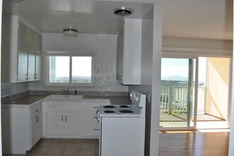 3305 Hilltop Dr, Unit 3305 in Ventura, CA - Building Photo - Building Photo