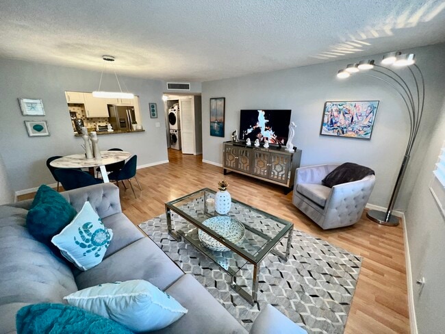1421 S Ocean Blvd, Unit Rio Espana Condo - A1A in Pompano Beach, FL - Building Photo - Building Photo