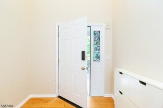 127 Forest Dr in Piscataway, NJ - Building Photo - Building Photo