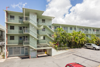 3512 Waialae Ave in Honolulu, HI - Building Photo - Primary Photo