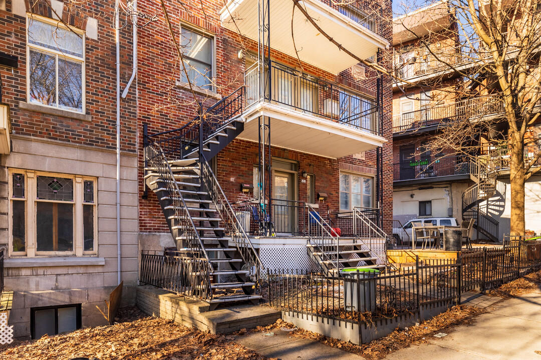 2578-2586 Sheppard St in Montréal, QC - Building Photo