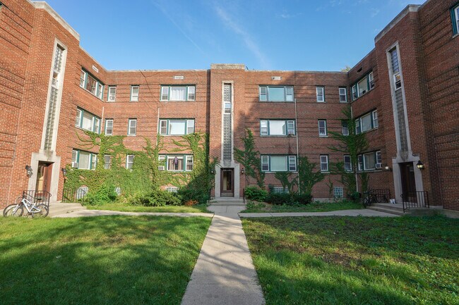 233 Custer Ave-Unit -3 in Evanston, IL - Building Photo - Building Photo