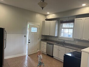 1101 Marengo St, Unit Apt C in New Orleans, LA - Building Photo - Building Photo