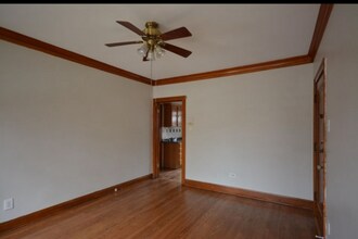 5347 W George St in Chicago, IL - Building Photo - Building Photo