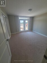 177 Edgevalley Rd in London, ON - Building Photo - Building Photo