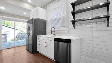 873 Ellsworth Ave in Columbus, OH - Building Photo - Building Photo