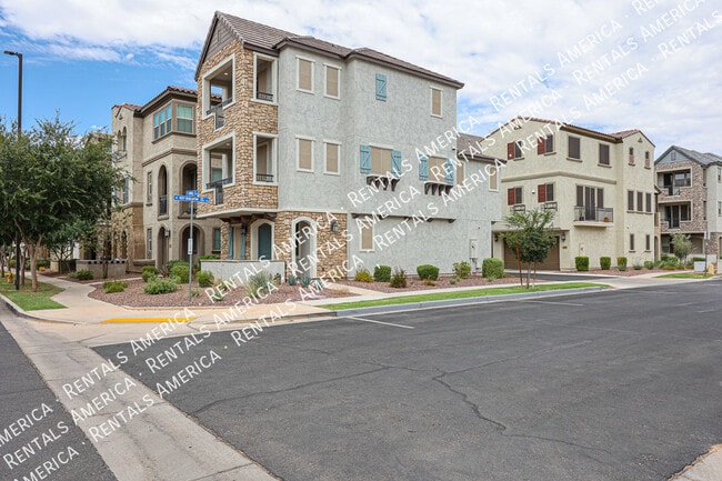 property at 1701 E Dogwood Ln