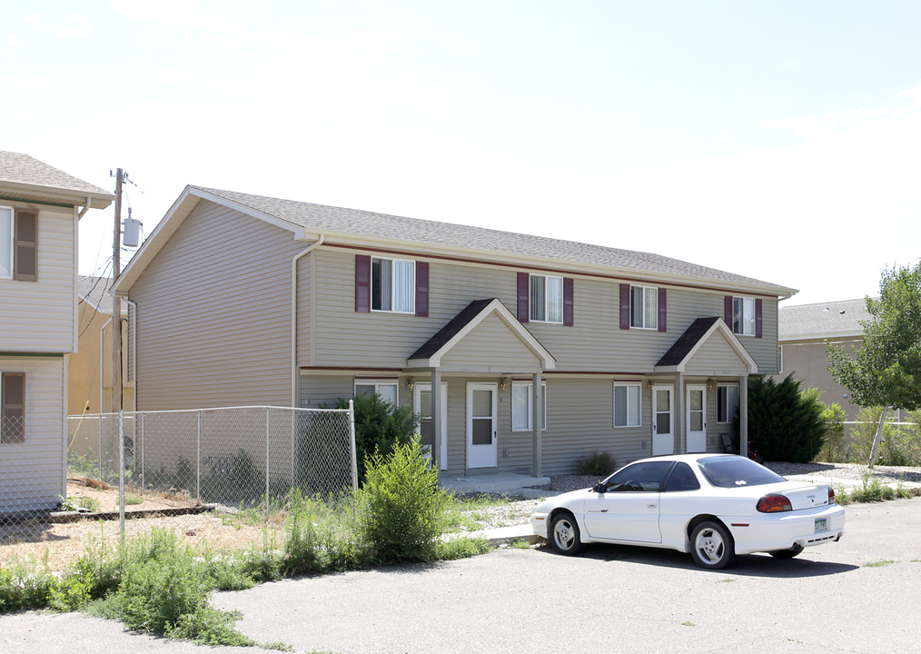 26 Yorkshire Rd in Pueblo, CO - Foto de edificio