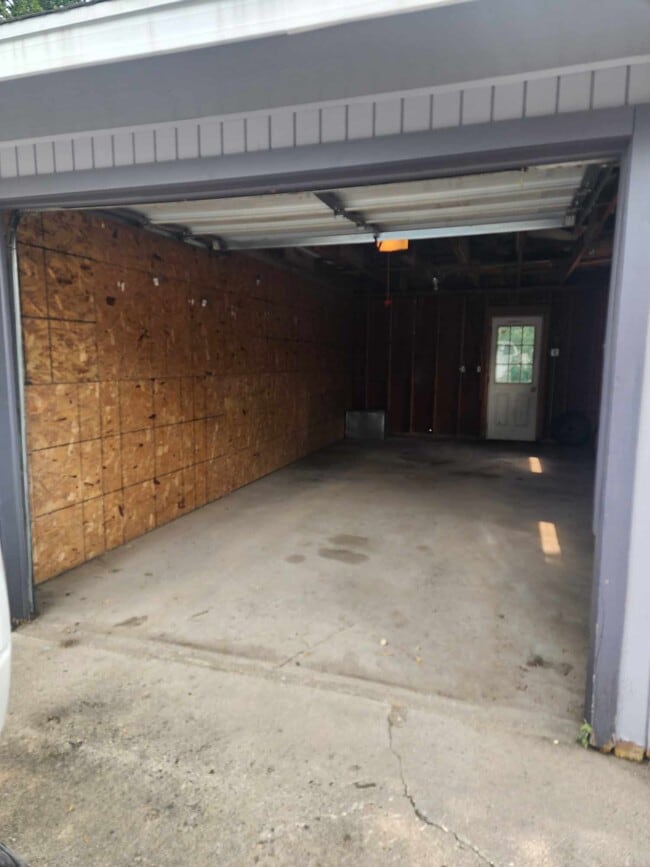 property at 615 1st Ave SE