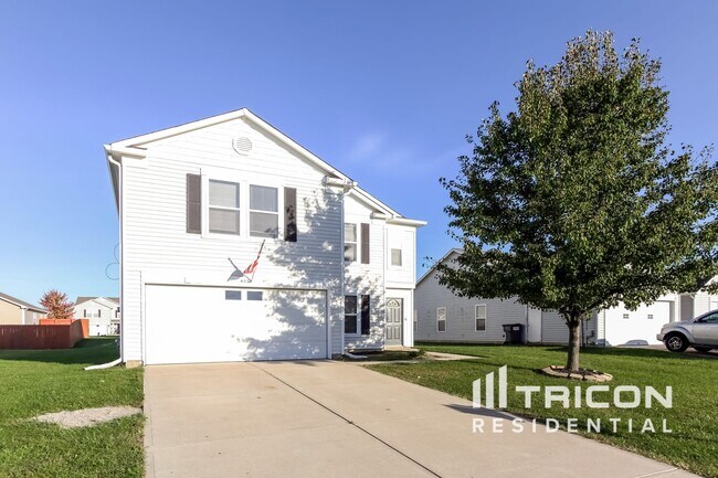 453 Bridgewater Dr in Greenfield, IN - Building Photo - Building Photo