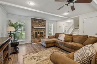 6503 Misty Creek Dr in Spring, TX - Building Photo - Building Photo