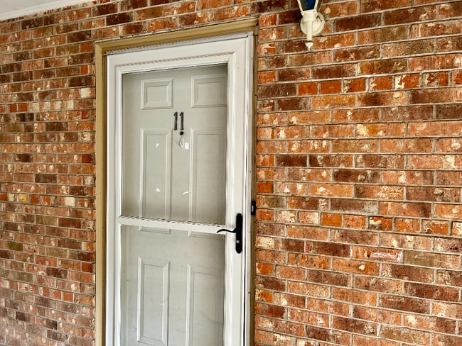 305 Greenbriar St in Deridder, LA - Foto de edificio - Building Photo