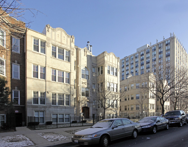 814-826 W Sunnyside Ave in Chicago, IL - Building Photo - Building Photo