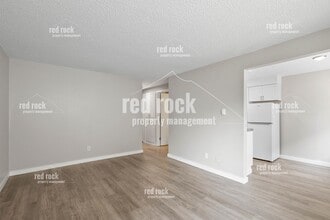 2422 E Diamond Ave in Spokane, WA - Building Photo - Building Photo
