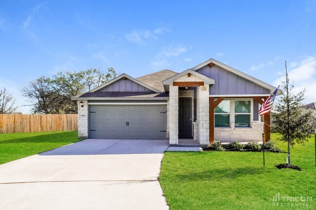 property at 13508 Paxton Blvd