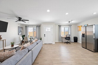 1801 E Raymond St in Phoenix, AZ - Building Photo - Building Photo