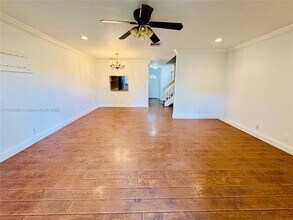 4923 NW 82nd Ave in Lauderhill, FL - Building Photo - Building Photo