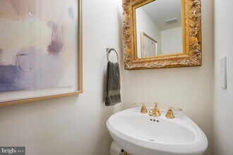 1080 Wisconsin Ave NW in Washington, DC - Building Photo - Building Photo