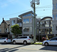 The Nottingham in Vancouver, BC - Building Photo
