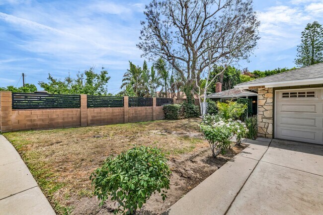 13004 Lull St in North Hollywood, CA - Building Photo - Building Photo