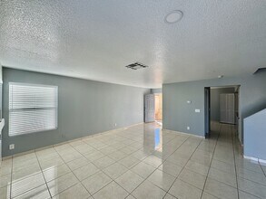 8312 Maplestar Rd in Las Vegas, NV - Building Photo - Building Photo