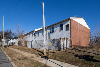 8712 Frankford Ave in Philadelphia, PA - Building Photo - Building Photo