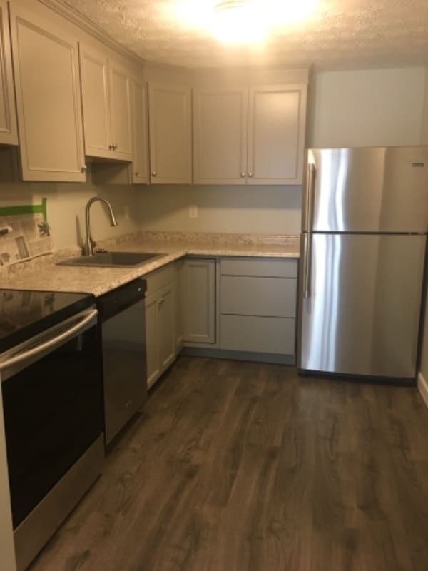 property at 949 Pleasant Valley Rd