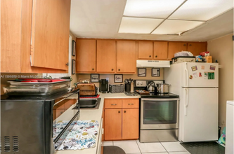 2020-2028-2028 NW 59th Terrace in Lauderhill, FL - Foto de edificio - Building Photo