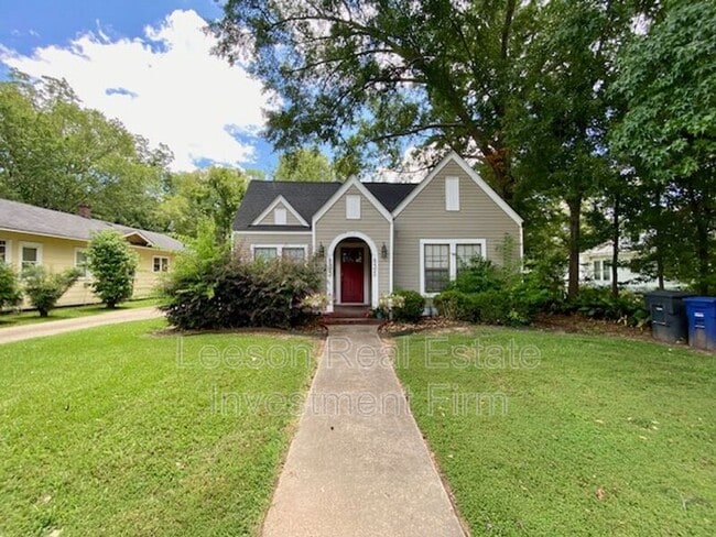 property at 831 Stephenson St