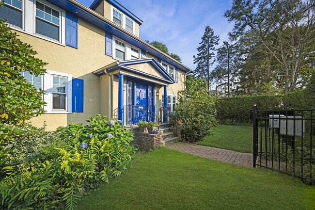 property at 196 Atlantic Ave