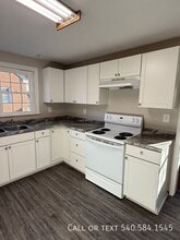 1019 Ray Rd SE in Roanoke, VA - Building Photo - Building Photo