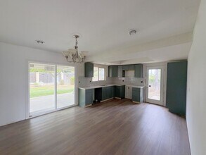 8732 Cll Quebrada in Rancho Cucamonga, CA - Building Photo - Building Photo