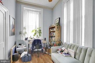 3017 W Girard Ave in Philadelphia, PA - Building Photo - Building Photo